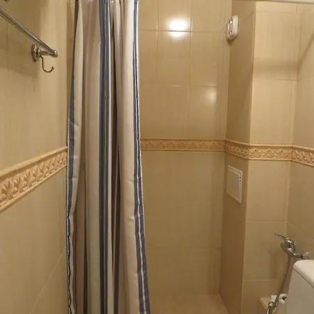 Apartment Pomorie شقة *