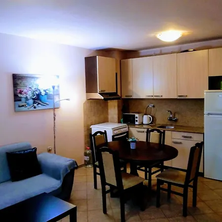 Apartment Pomorie شقة بوموري